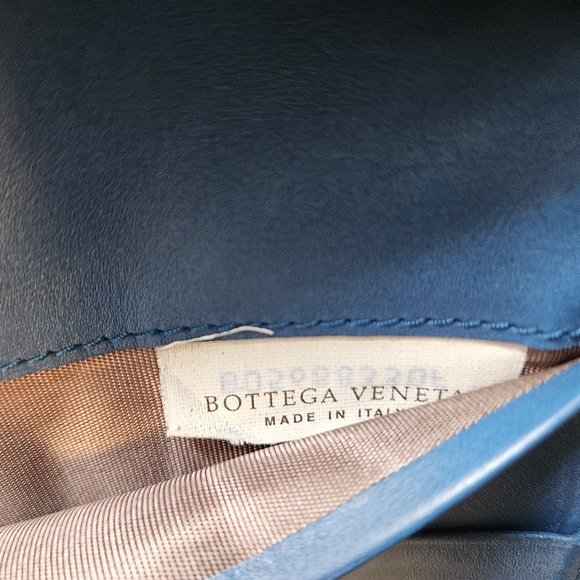 Blue Woven Bottega Veneta Wallet - Picture 5 of 11